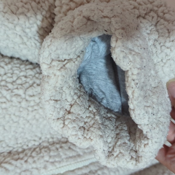 AERIE COZY HOODIE - Picture 7 of 10